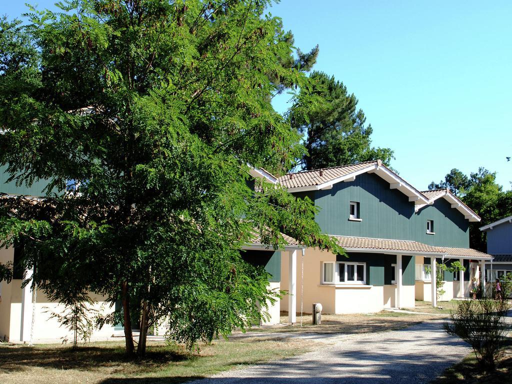 Residence Nemea Les Rives De Saint Brice Ares Eksteriør billede